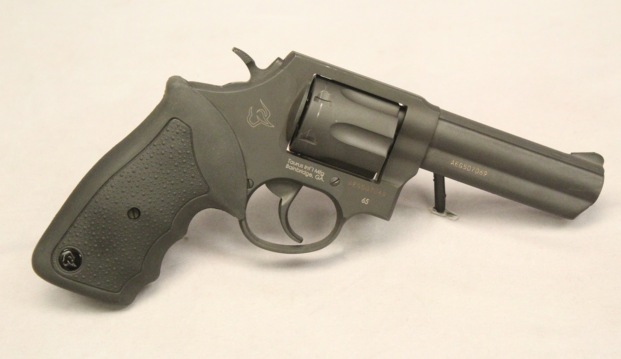 Taurus ~ Model 65 ~ .357 Magnum | Bass Pro Shops